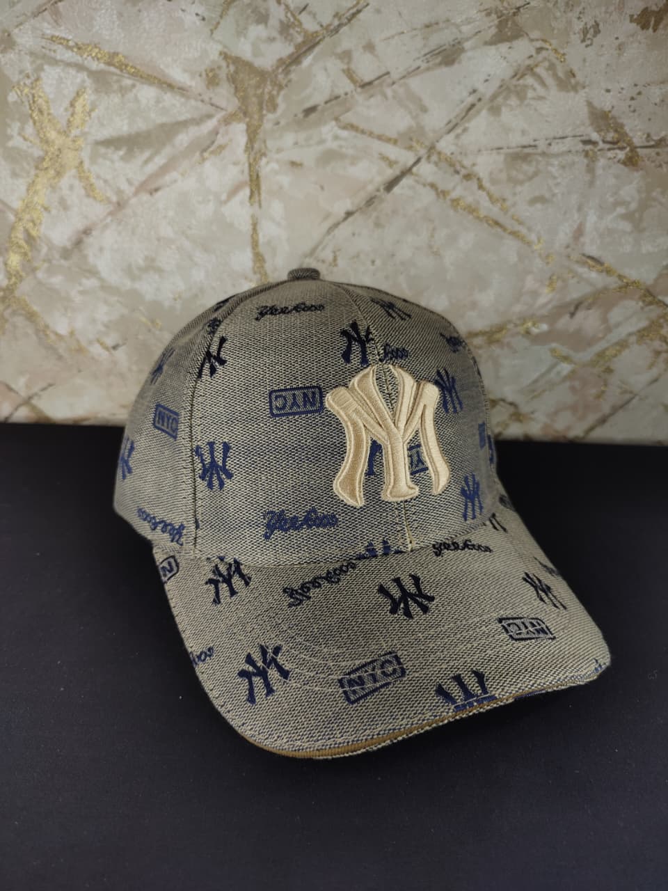 NYC Streetwear Signature Cap – Bold, Stylish and Iconic.