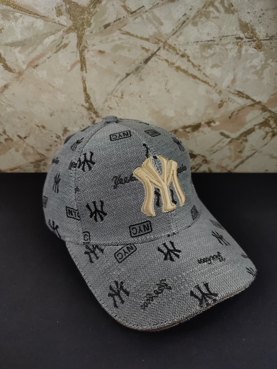 NYC Streetwear Signature Cap – Bold, Stylish and Iconic.