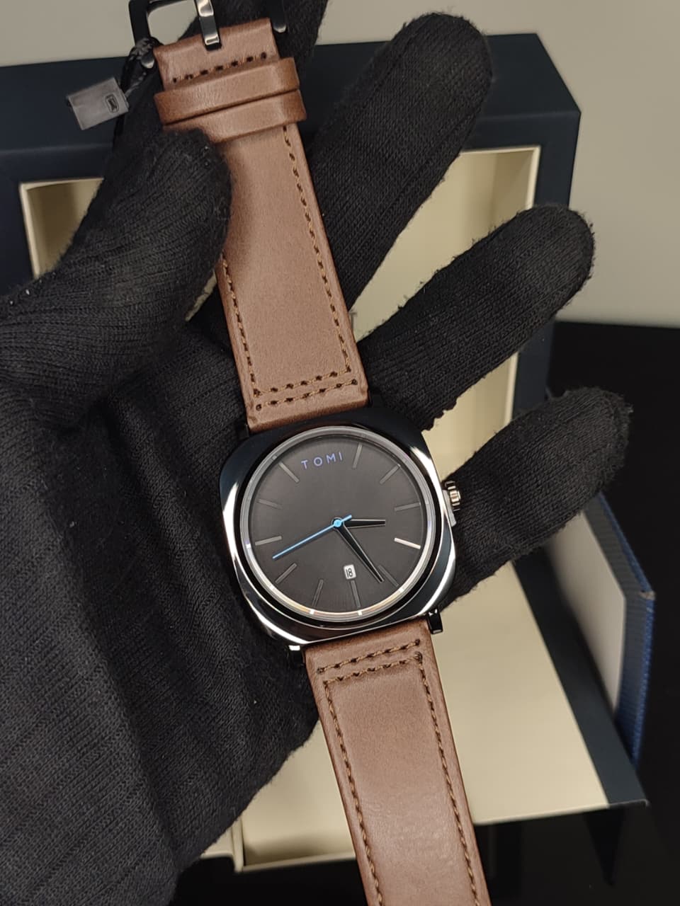 Tomi T-084 Men's Watch - Leather Straps