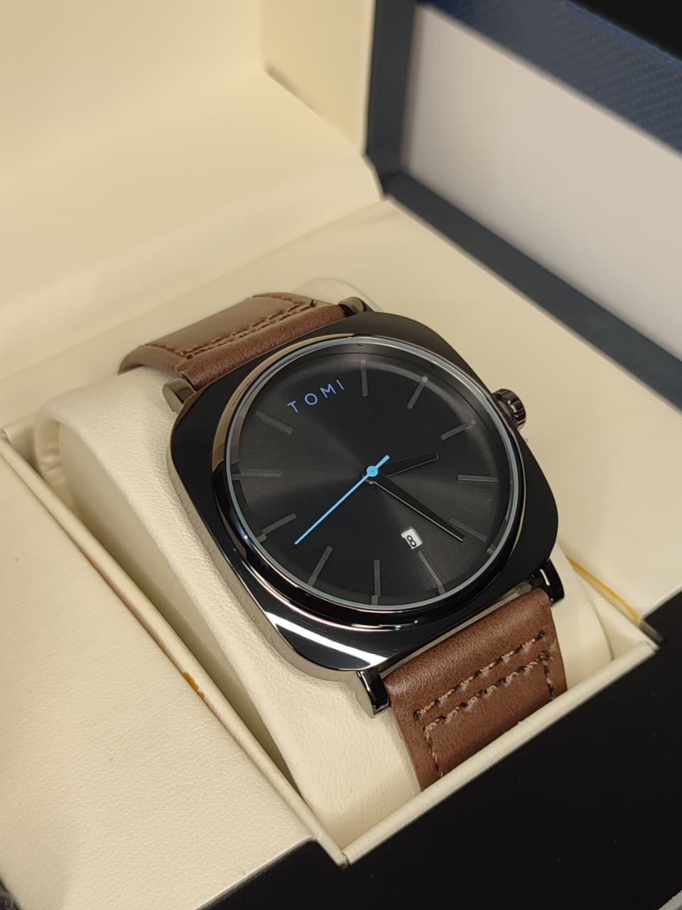 Tomi T-084 Men's Watch - Leather Straps