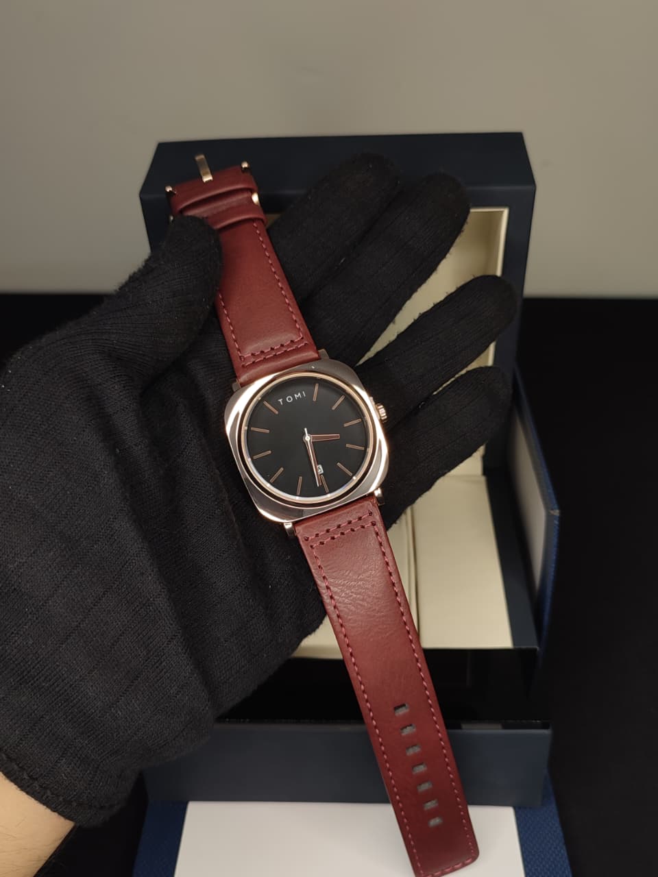 Tomi T-084 Men's Watch - Leather Straps